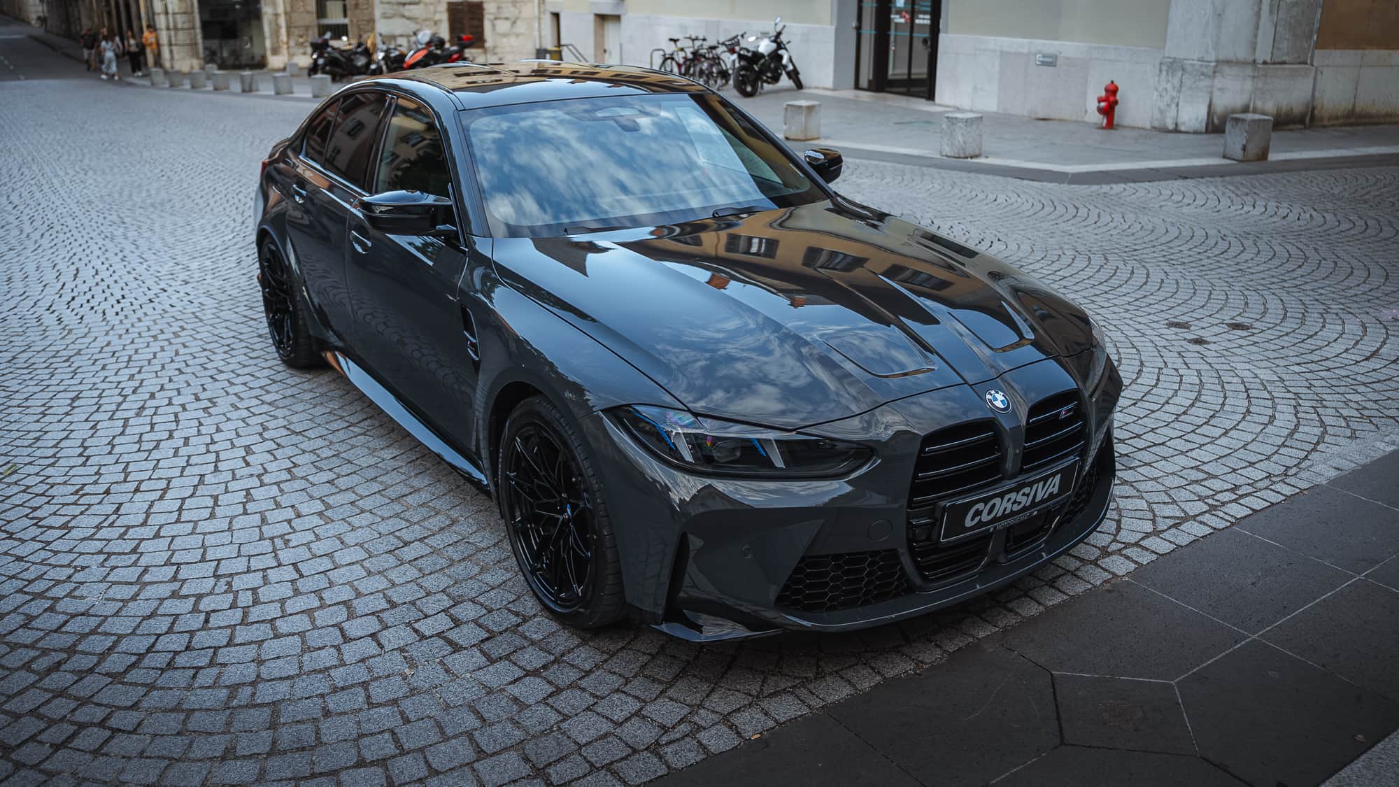 BMW M3 Compétition — photo 1