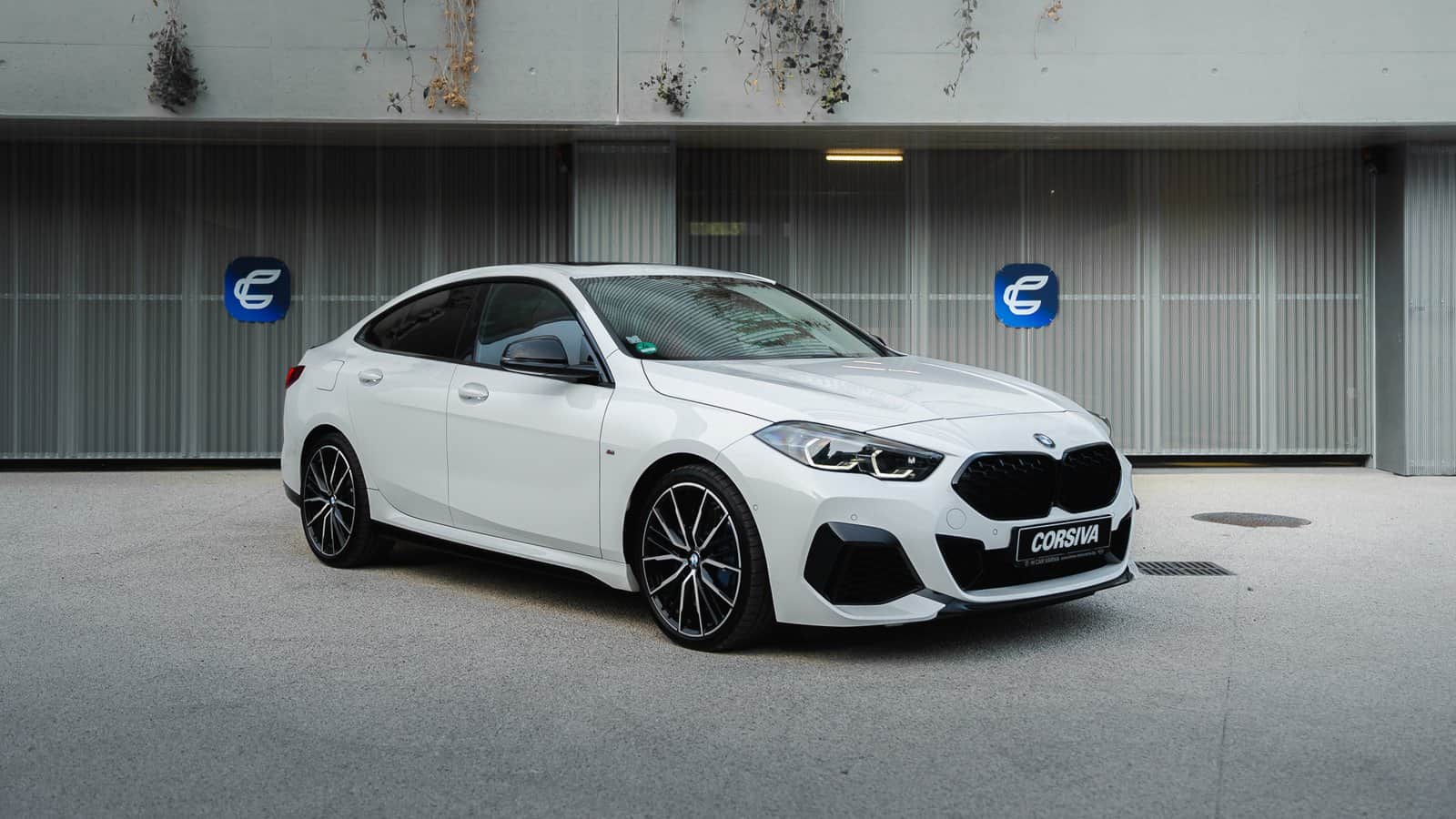 BMW M235i — photo 1